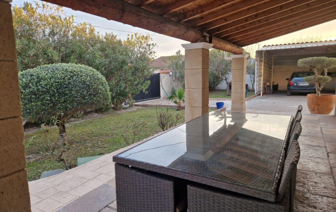 WeRenT : Maison / Villa | ENTRAIGUES-SUR-LA-SORGUE (84320) | 90 m2 | 1 800 € 