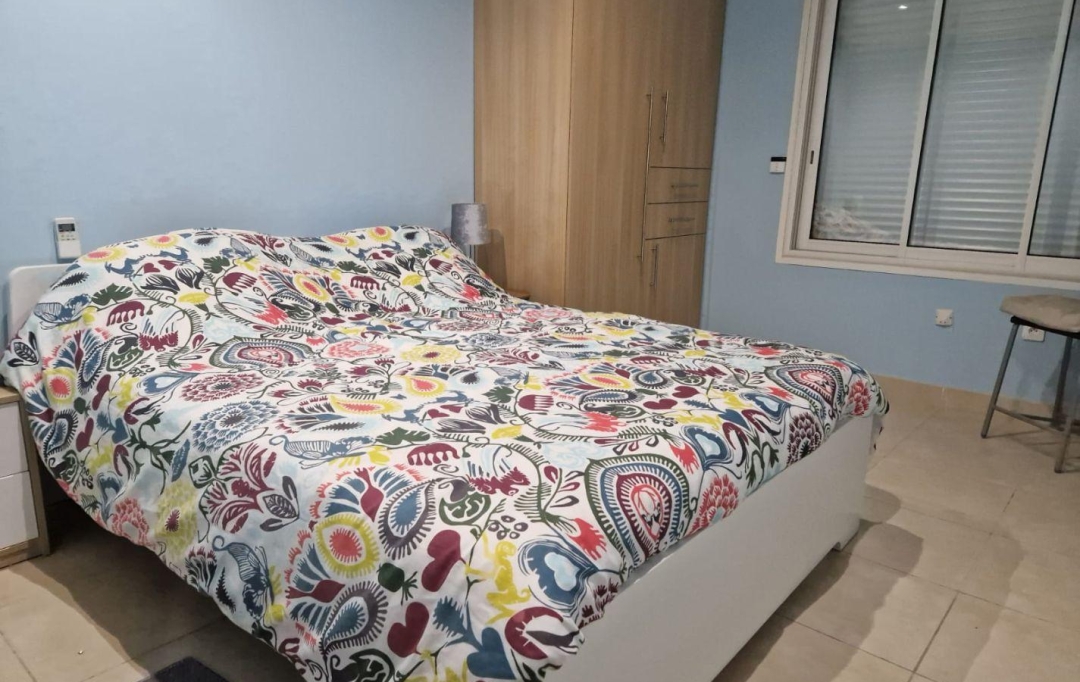 WeRenT : Maison / Villa | ENTRAIGUES-SUR-LA-SORGUE (84320) | 90 m2 | 1 800 € 