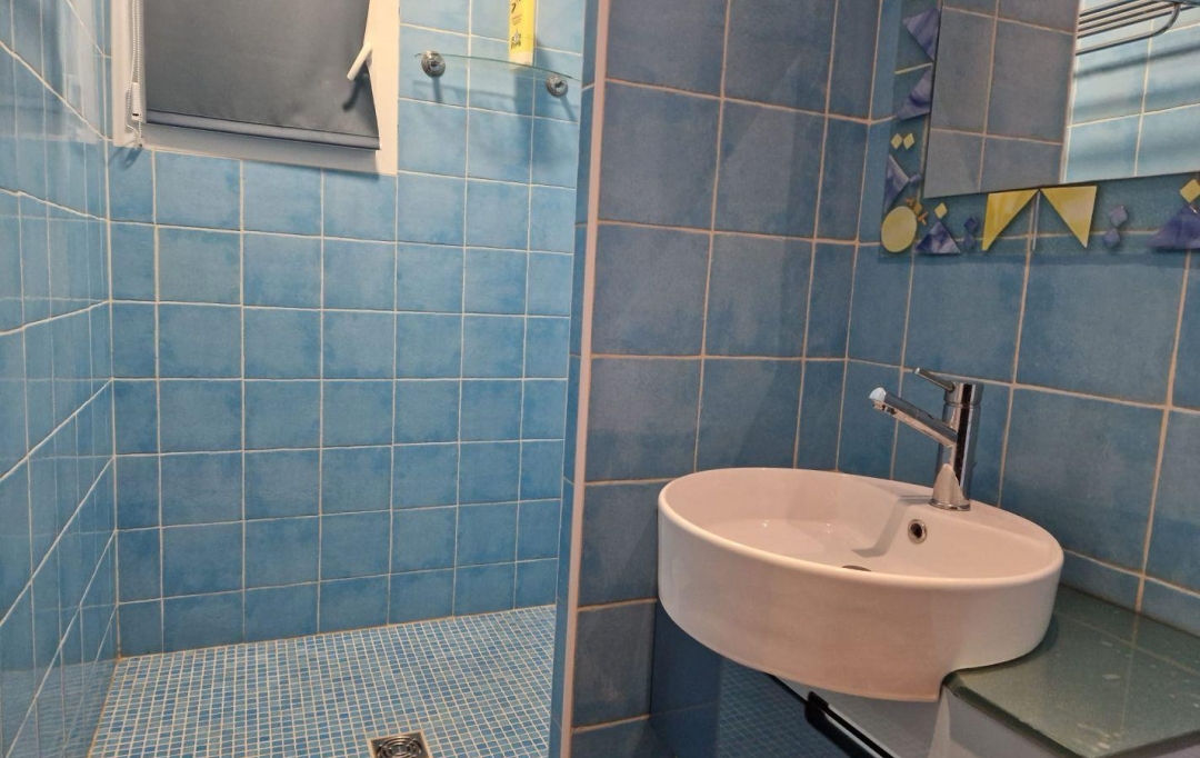 WeRenT : Maison / Villa | ENTRAIGUES-SUR-LA-SORGUE (84320) | 90 m2 | 1 800 € 